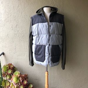 NWOT Oakley Down vest with olive green hoodie